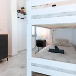 Downtown Apartment With Private Terrace & Jacuzzi